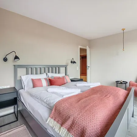 Ii Jastrzebia Gora, Sun & Snow *