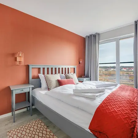 Ii Jastrzebia Gora, Sun & Snow