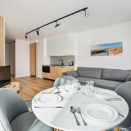 Ii Jastrzebia Gora, Sun & Snow Jastrzębia Góra