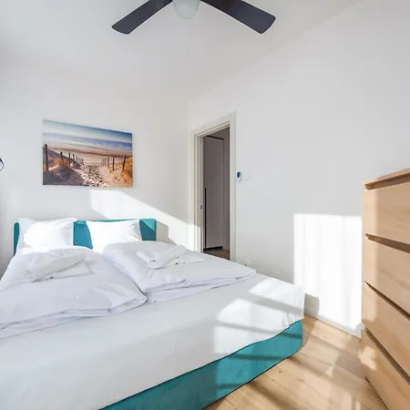 Ii Jastrzebia Gora, Sun & Snow *